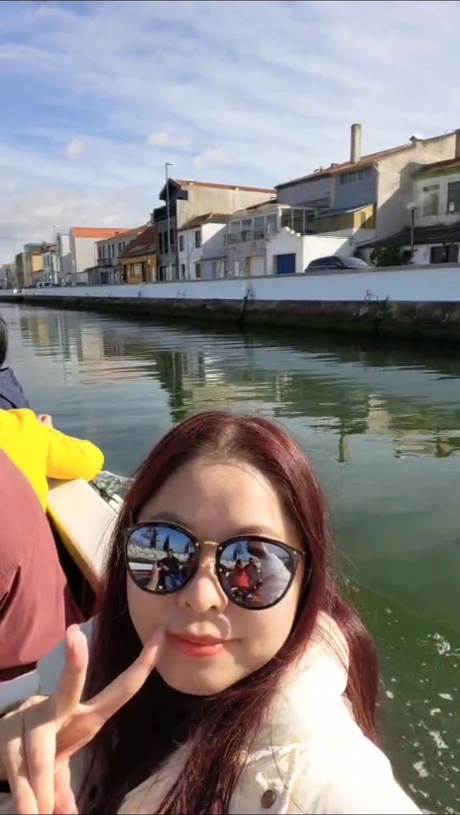 河畔美景同休閒時光